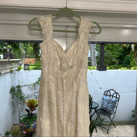 Casablanca Bridal Wedding dress - Picture 4 of 10